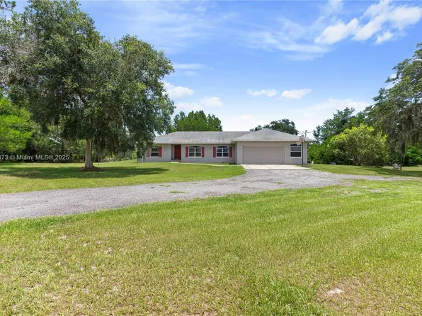 21805 Jingle Rd, Christmas, FL 32709