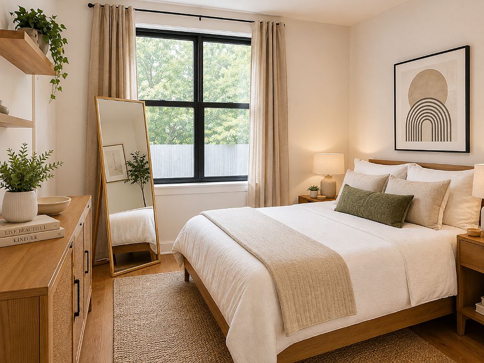 1st image of 567 Evergreen Ave #2R