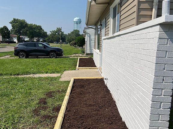 2nd image of 6094 Penwood Rd