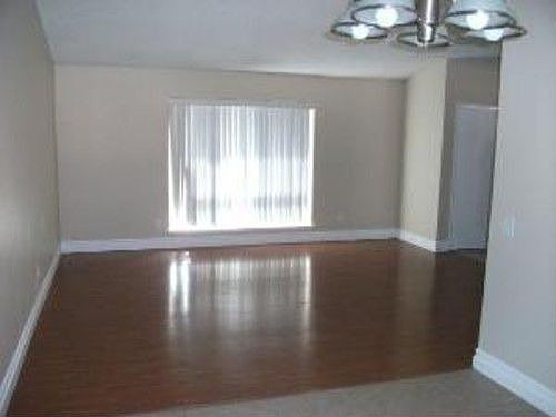 4th image of 1713 E Oak Hill Ct