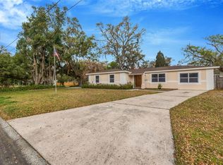 1201 N Palm Dr, Plant City, FL 33563