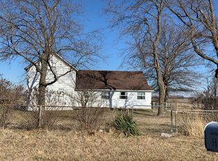 7130 K 47 Hwy, Thayer, KS 66776