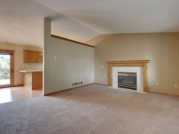 4th image of 1164 142nd Ln NW