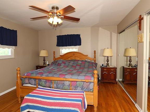 5th image of 677 Lullaby Ct