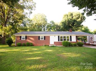 1187 Piney Ridge Rd, Forest City, NC 28043