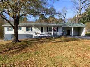 202 W Finger St, Landrum, SC 29356