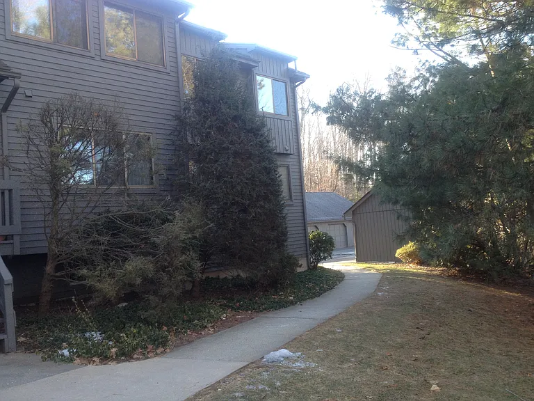 180 Conestoga Way — Photo 18
