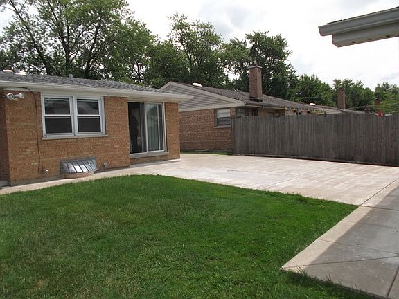 3rd image of 10012 Mulberry Ave