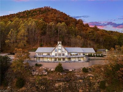 9259 Statesville Rd, North Wilkesboro, NC, 28659