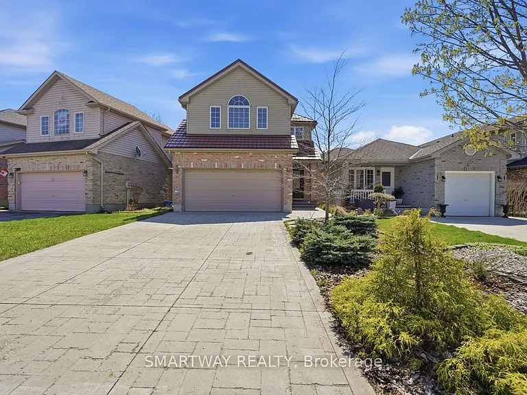 646 Ridgeview Dr — Photo 2