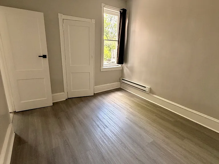 1317 W Jerome St #2 — Photo 6