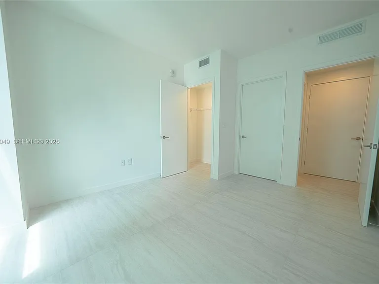 77 SE 5th St #1607 — Photo 11