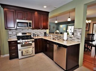 1 Spruce Run #1, Ramsey, NJ 07446