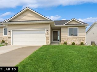 5516 NE Briarwood Dr, Ankeny, IA 50021
