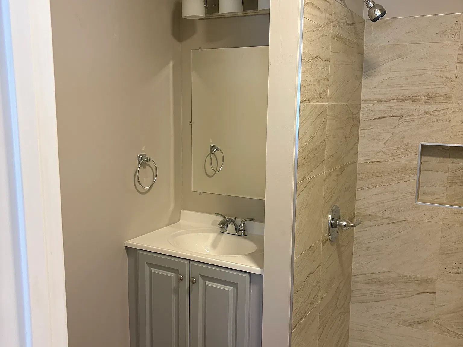 3 bed, 1309 sqft, $2,500 — Photo 1