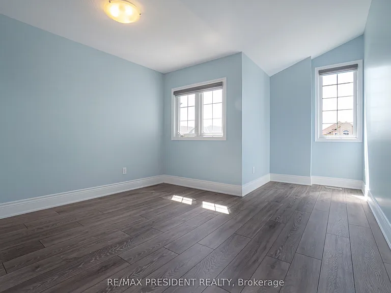 1565 Mickleborough Ct — Photo 27