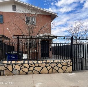 709 S Tays St #A, El Paso, TX, 79901