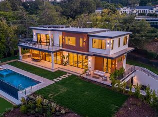 1221 Kenilworth Rd, Hillsborough, CA 94010