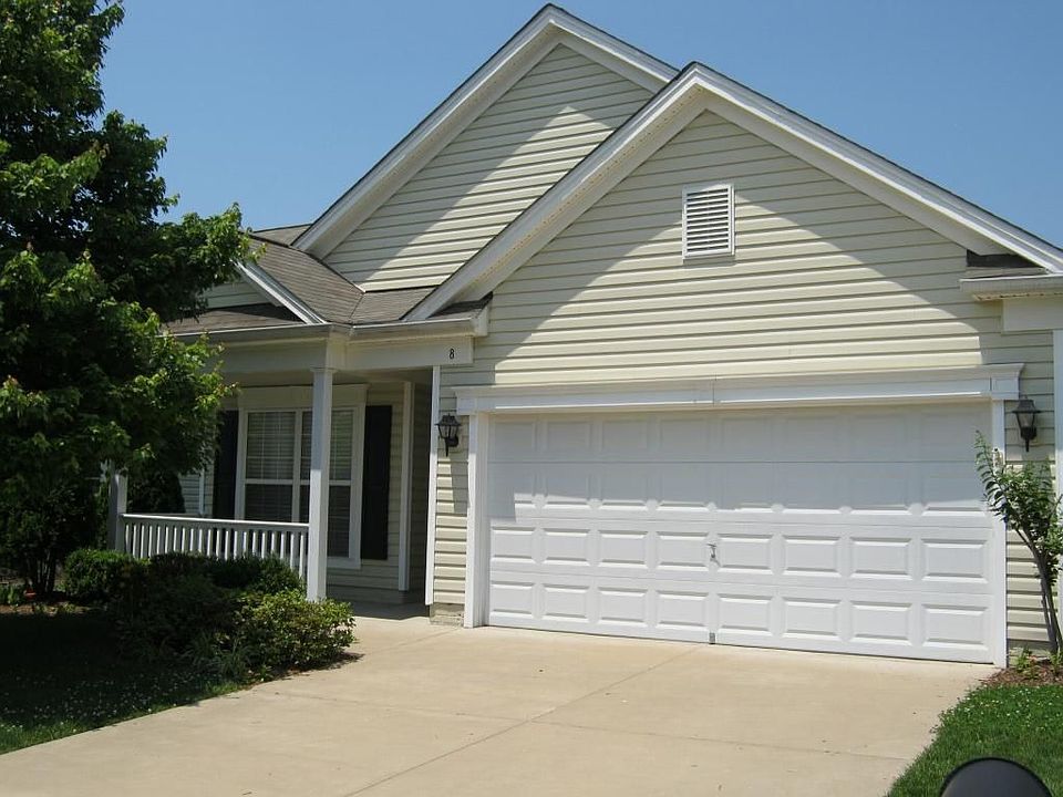 1st image of 8 Hanover Dr