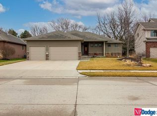 1515 S 195th Cir, Omaha, NE 68130