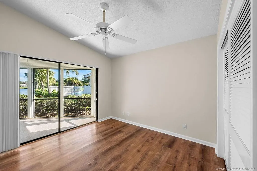 3 bed, 2.0 bath, 1767 sqft, $3,300 — Photo 4