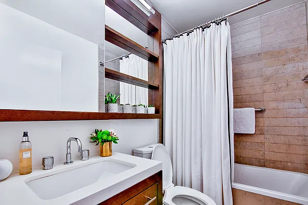 Rented by Platinum Properties | media 22