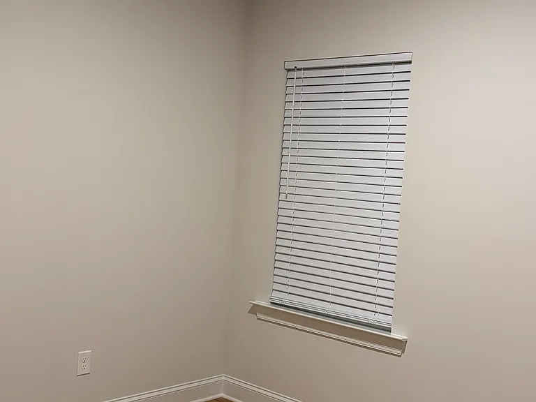4817 Victoria Ave — Photo 18