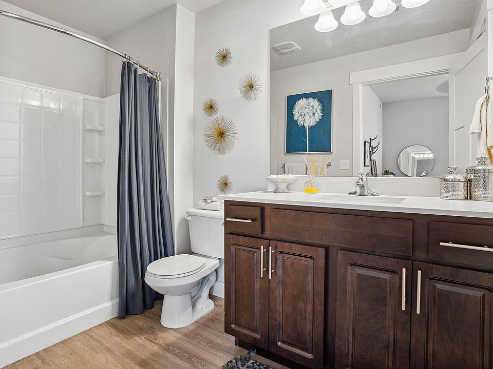 2 bedroom 2 bath apartment