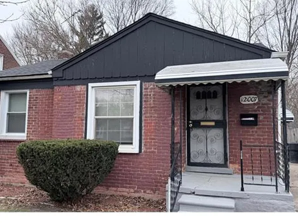 12007 Lakepointe St #1, Detroit, MI 48224