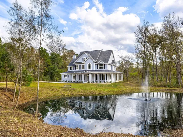 14882 Gingham Rd, Montgomery, TX 77356