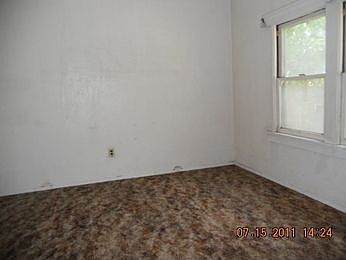 2nd image of 1121 Jepsen Ave
