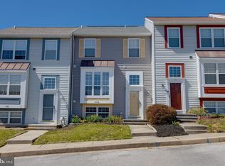 406 Hobbitts Ln, Westminster, MD 21158