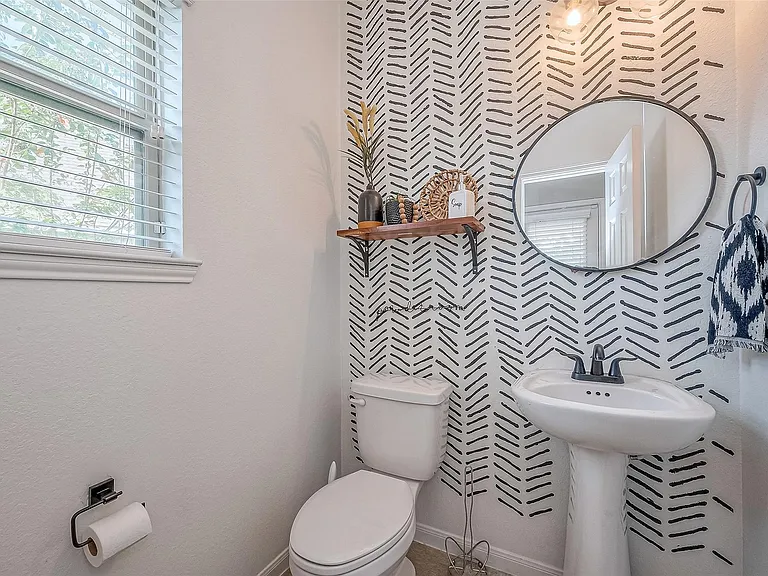 20127 Graphite Canyon Ct — Photo 14
