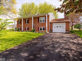 1426 Esther Dr, Lebanon, PA 17042