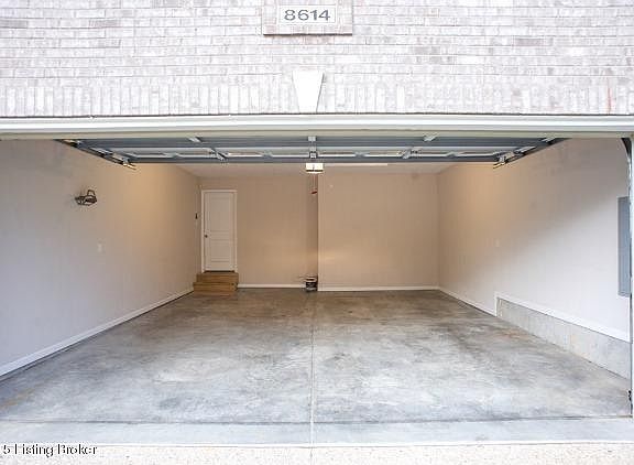 8614 Garage interior