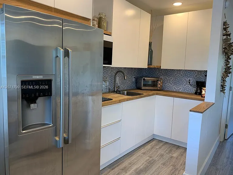 1860 Venice Park Dr #206 — Photo 7