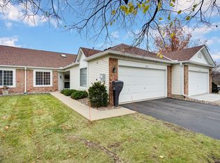 597 Markgrafs Lake Bay, Woodbury, MN 55129