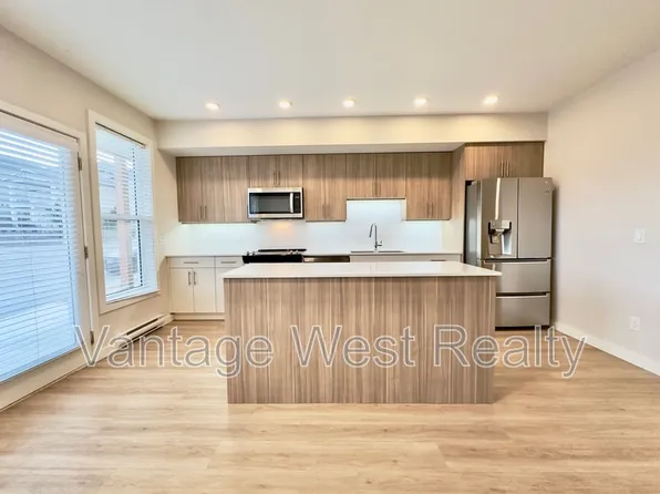 685 Boynton Pl #86, Kelowna, BC V1V 0G7