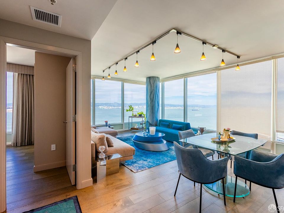 1st image of 425 1st St Unit 3202