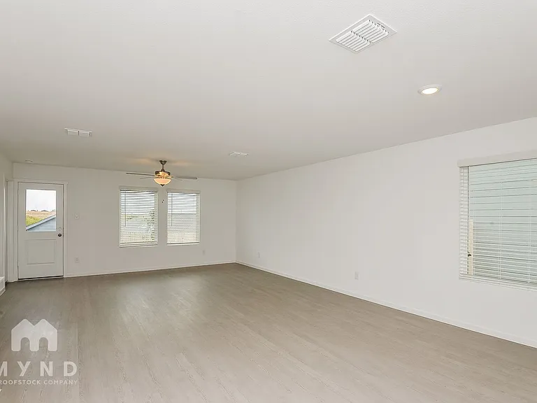 30 West Luxury Rental Homes — Photo 301