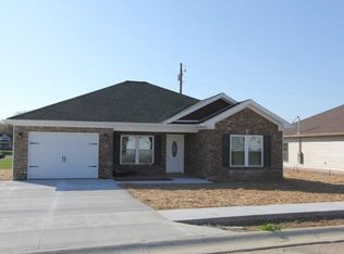 2001 Lucille Routt Ct, Lawrenceburg, KY 40342