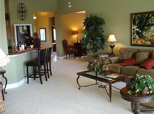 4th image of 3806 Thornewood Way