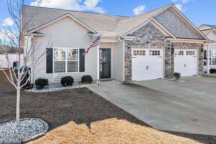 1st image of 2302 Sweet Bay Dr #A