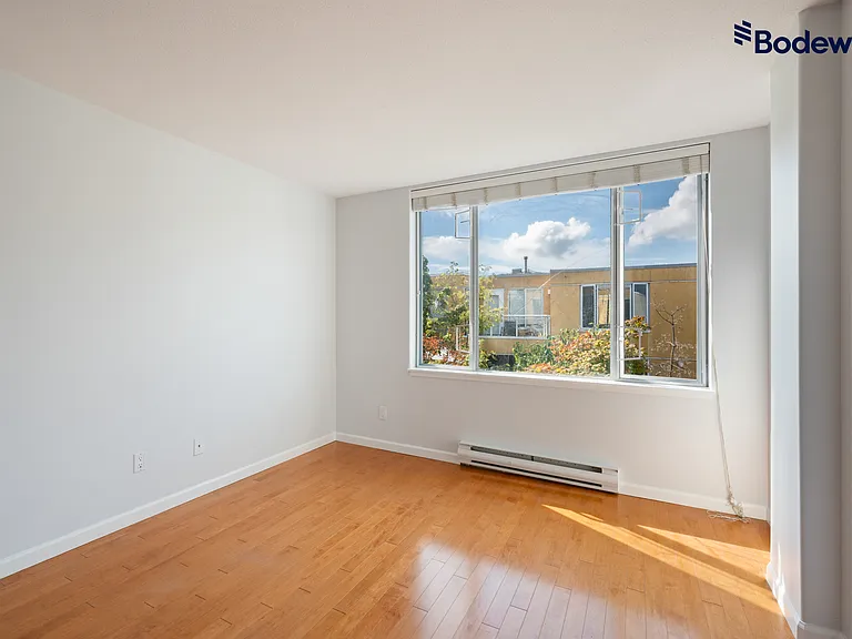 2255 W 4th Ave — Photo 17