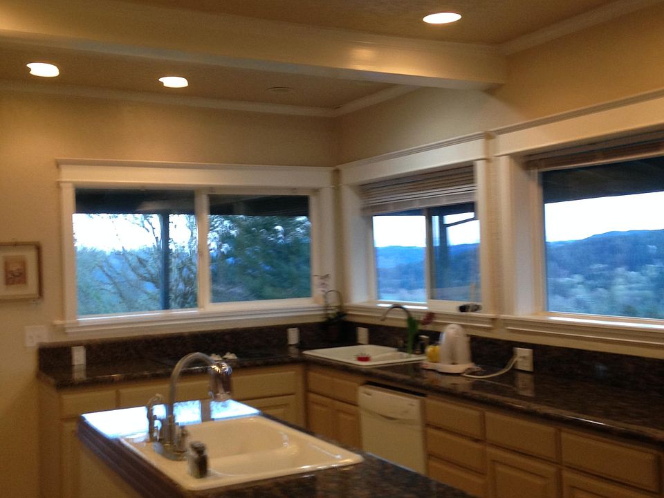 kitchen W/ two double sink, huge granite island