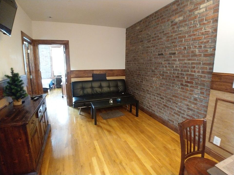 1st image of 424 E 13th St #3Z