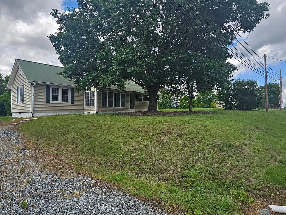 3259 Old Greensboro Rd