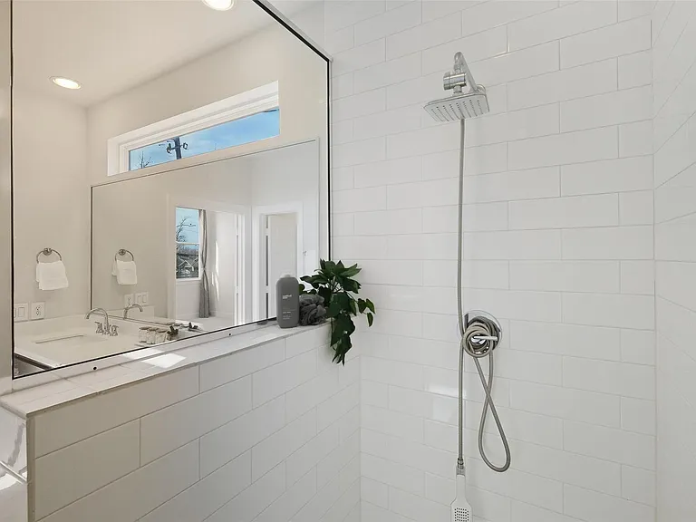 603 Press St — Photo 16