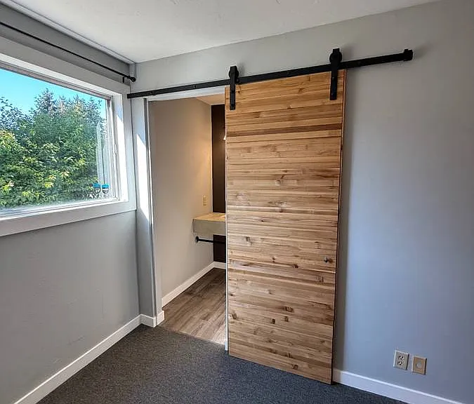 2095 Primrose St — Photo 18