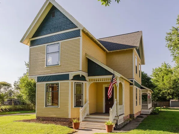 204 W Main St, Wayne, OH 43466